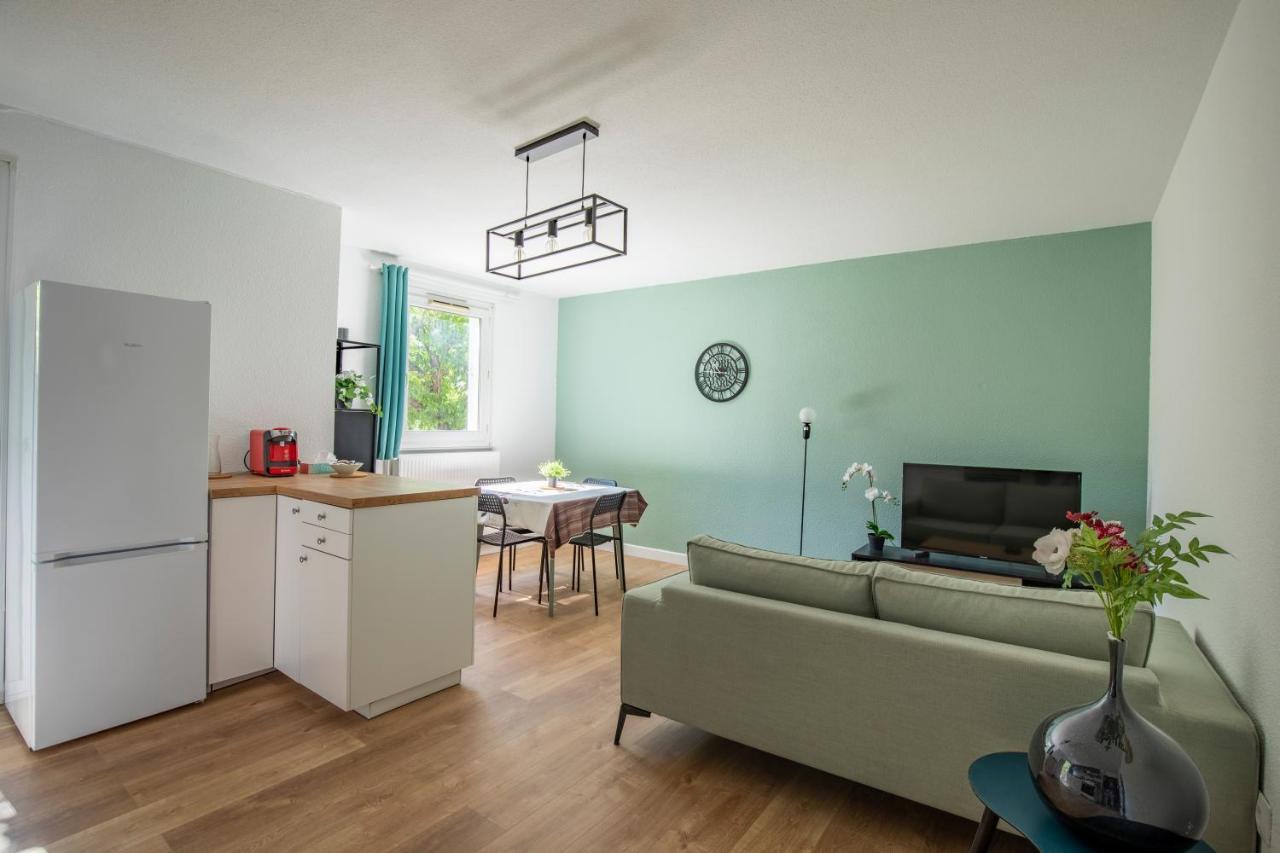 T4 Climatise Au Pied Des Rempart Avec Parking Apartment Avignon Luaran gambar